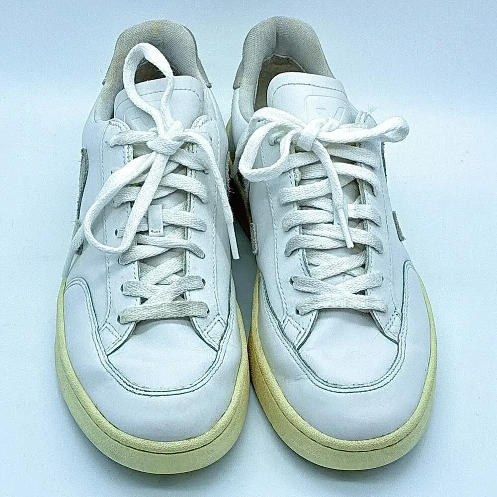 Veja Shoes Womens 9 White V-12 Leather Suede Sneakers Preppy Tennis Luxury - Picture 2 of 10